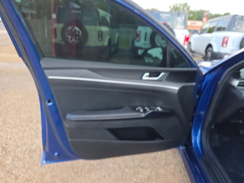 Used 2022 Kia K5 GT-Line image 18