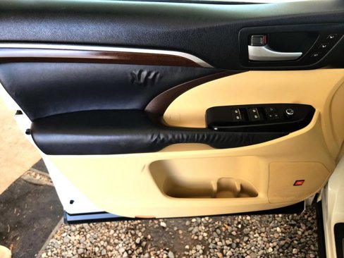 Used 2014 Toyota Highlander Limited image 22