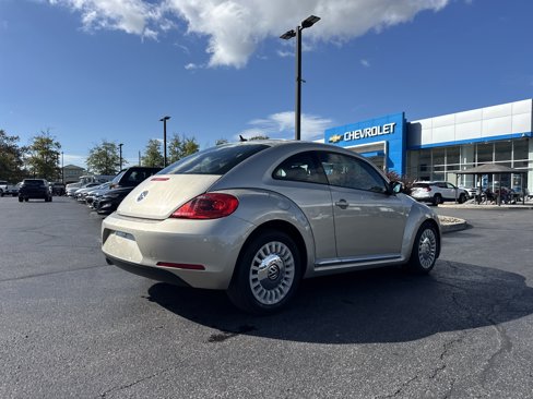 Used 2013 Volkswagen Beetle 2.5 image 5