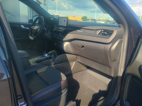 Certified 2024 Ford Escape ST-Line image 14