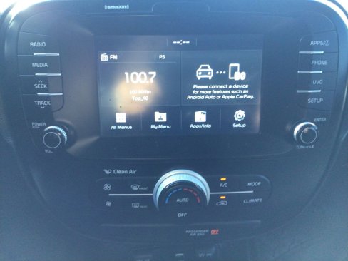 Used 2019 Kia Soul + image 16