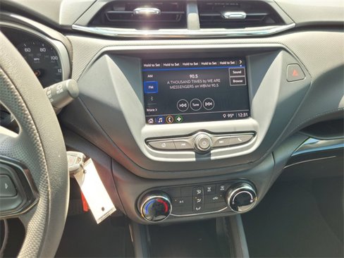 Used 2021 Chevrolet TrailBlazer LS image 23