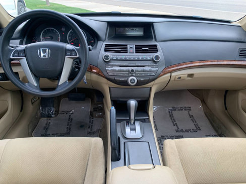 Used 2012 Honda Accord EX image 9