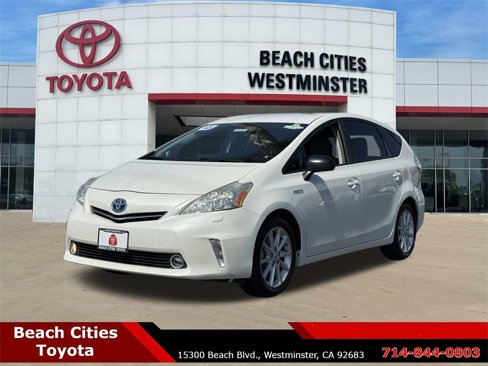 Used 2013 Toyota Prius V Five image 6