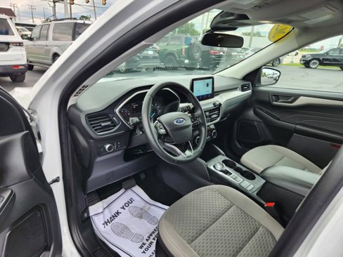 Certified 2022 Ford Escape SE w/ Convenience Package image 2