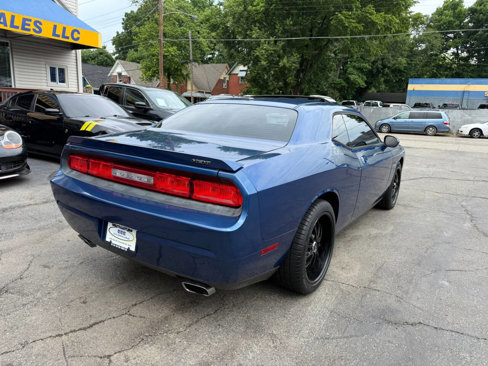 Used 2010 Dodge Challenger R/T image 8