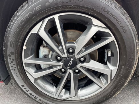 Used 2024 Kia Forte LXS image 25