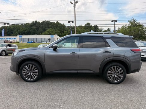 Used 2023 Nissan Pathfinder SL w/ SL Premium Package image 3