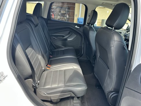 Used 2019 Ford Escape SEL image 17