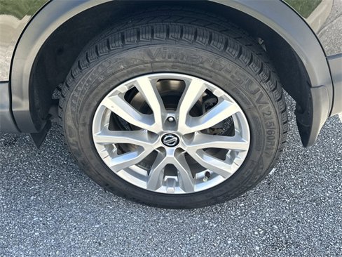 Certified 2021 Nissan Rogue Sport S image 12