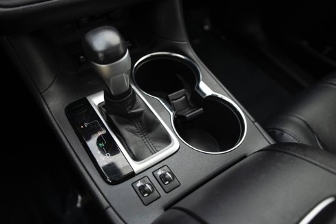 Used 2018 Toyota Highlander SE image 12