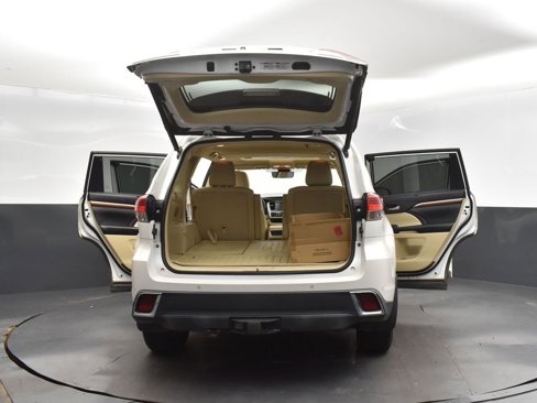 Used 2019 Toyota Highlander Limited image 47