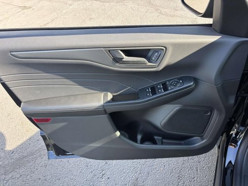 New 2025 Ford Escape Active image 11
