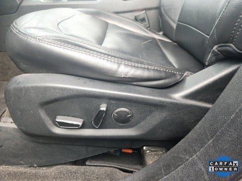 Used 2018 Ford Explorer XLT w/ Equipment Group 202A image 23