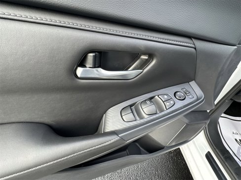 New 2025 Nissan Sentra SV image 13