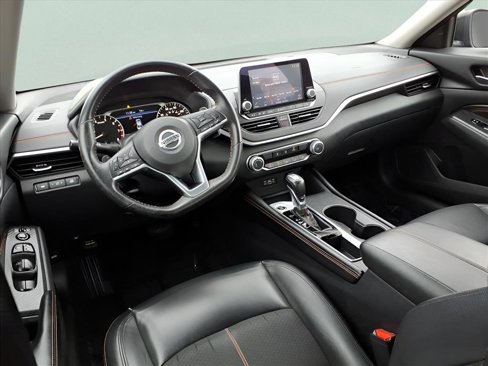 Used 2022 Nissan Altima 2.5 SR image 8