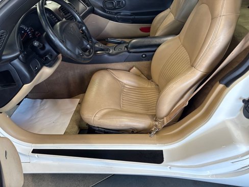 Used 2002 Chevrolet Corvette Coupe image 37