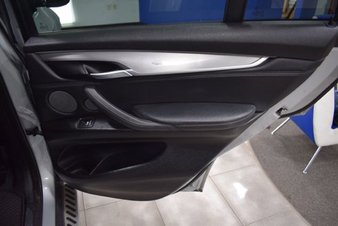 Used 2016 BMW X5 xDrive50i w/ XLine image 17