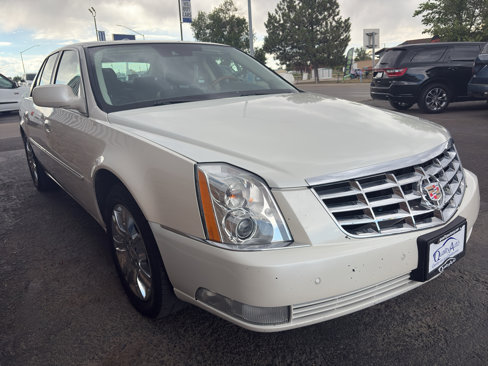 Used 2011 Cadillac DTS Platinum image 3
