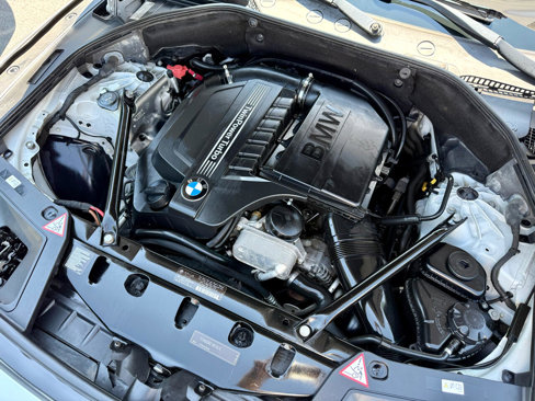 Used 2011 BMW 535i xDrive image 7