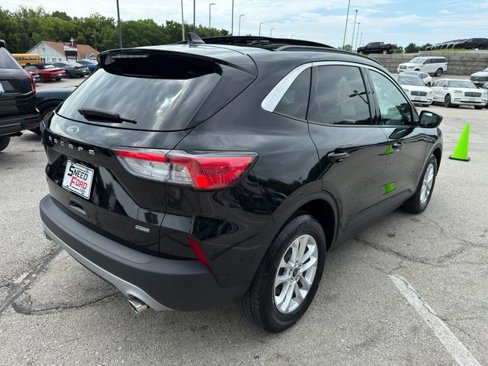 Used 2022 Ford Escape SE w/ Cold Weather Package image 7