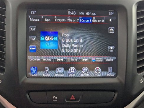 Used 2018 Jeep Cherokee Trailhawk w/ Comfort/Convenience Group image 19
