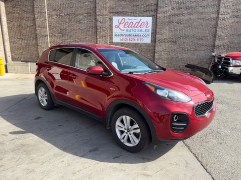Used 2018 Kia Sportage LX image 2