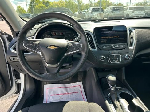 Used 2023 Chevrolet Malibu LS w/ Driver Confidence Package image 5