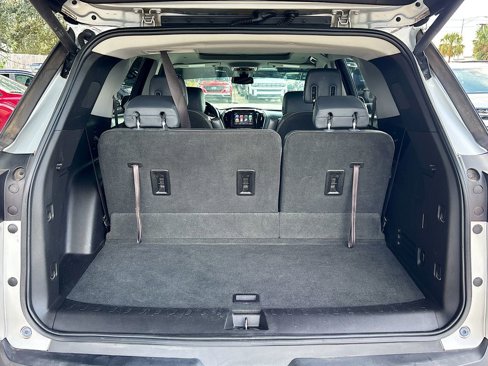Used 2018 Chevrolet Traverse LT image 28