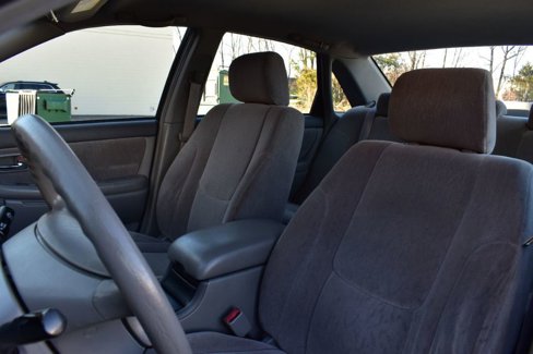 Used 2000 Toyota Avalon XL image 12