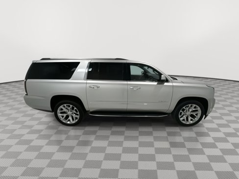 Used 2017 GMC Yukon XL Denali w/ Open Road Package image 9