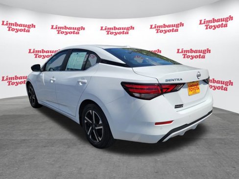 Used 2025 Nissan Sentra SV image 26