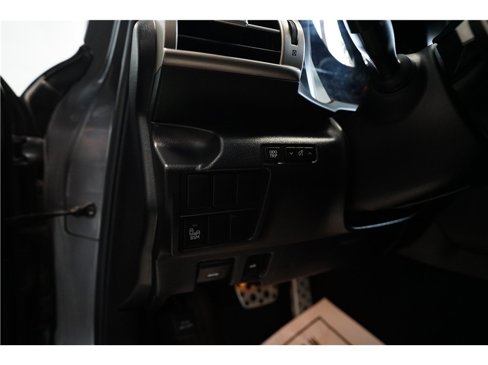 Used 2016 Lexus IS 200t image 18