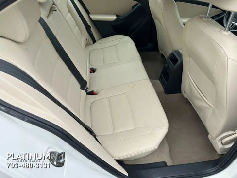 Used 2012 Volkswagen Jetta SE image 14