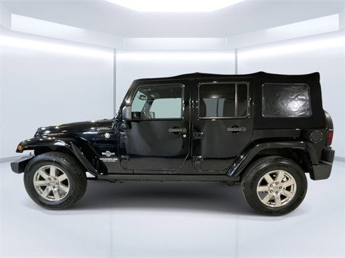 Used 2014 Jeep Wrangler Unlimited Sport image 2