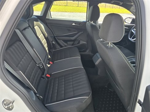 Used 2023 Volkswagen Jetta Sport image 13