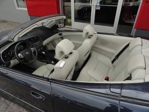 Used 2008 Saab 9-3 2.0T w/ Cold Weather Package image 10