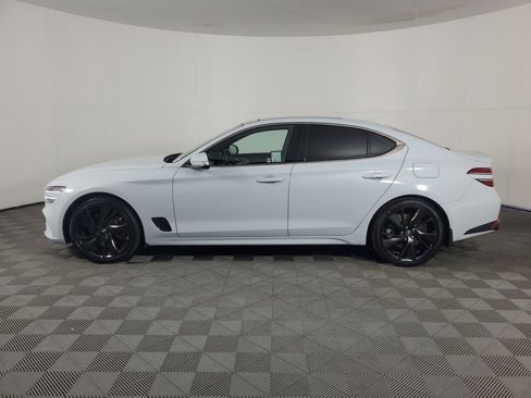 Used 2022 Genesis G70 3.3T w/ Sport Advanced Package image 7