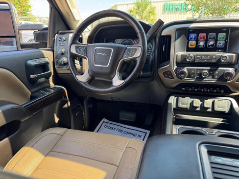 Used 2018 GMC Sierra 2500 Denali w/ Duramax Plus Package image 27
