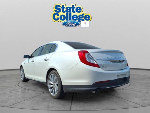 Used 2015 Lincoln MKS AWD image 6