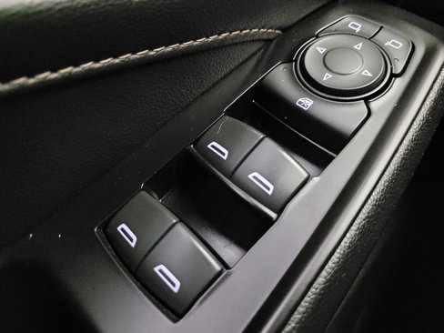 Used 2020 Chevrolet Traverse LS image 27