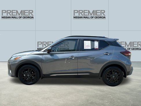 Certified 2022 Nissan Kicks SR w/ Premium Package image 8