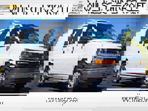 Used 2018 Chevrolet Express 2500 w/ Driver Convenience Package image 1