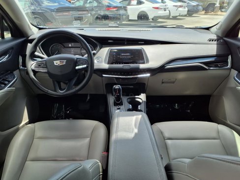 Used 2020 Cadillac XT4 Luxury image 7