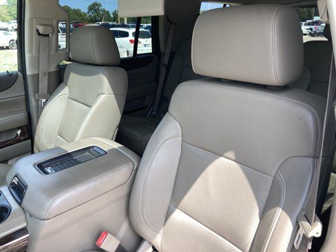 Used 2016 GMC Yukon SLT w/ Open Road Package image 8