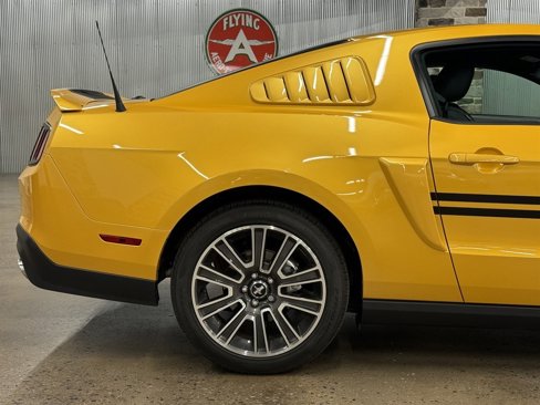 Used 2011 Ford Mustang GT Premium w/ GT Coupe Accessory Pkg 1 image 16