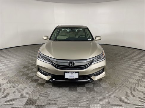 Used 2017 Honda Accord EX-L image 18