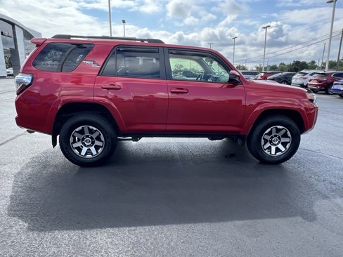 Used 2020 Toyota 4Runner TRD Off-Road image 8
