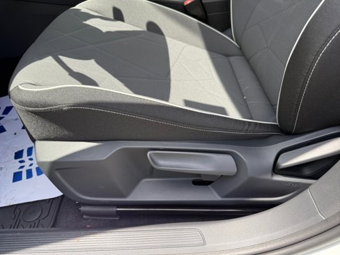 New 2025 Volkswagen Jetta Sport image 30