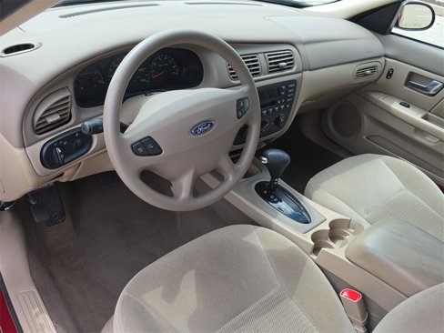Used 2003 Ford Taurus SE image 10